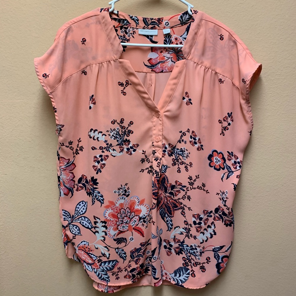 Women’s New York & Company Blouse